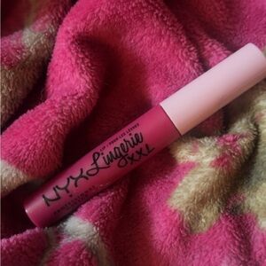NEW NYX Lip Lingerie XXL Matte Liquid Lipstick - Pink